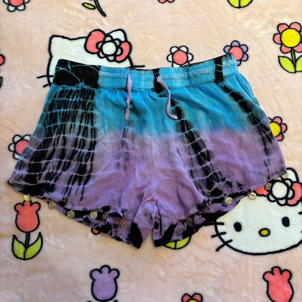 Tie-Dye boohoo Shorts with Beaded Hem